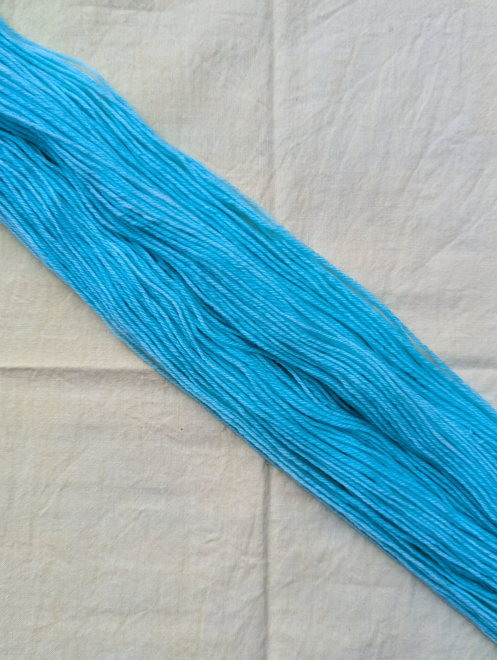 Blue  ⋆˚࿔ hand dyed yarn