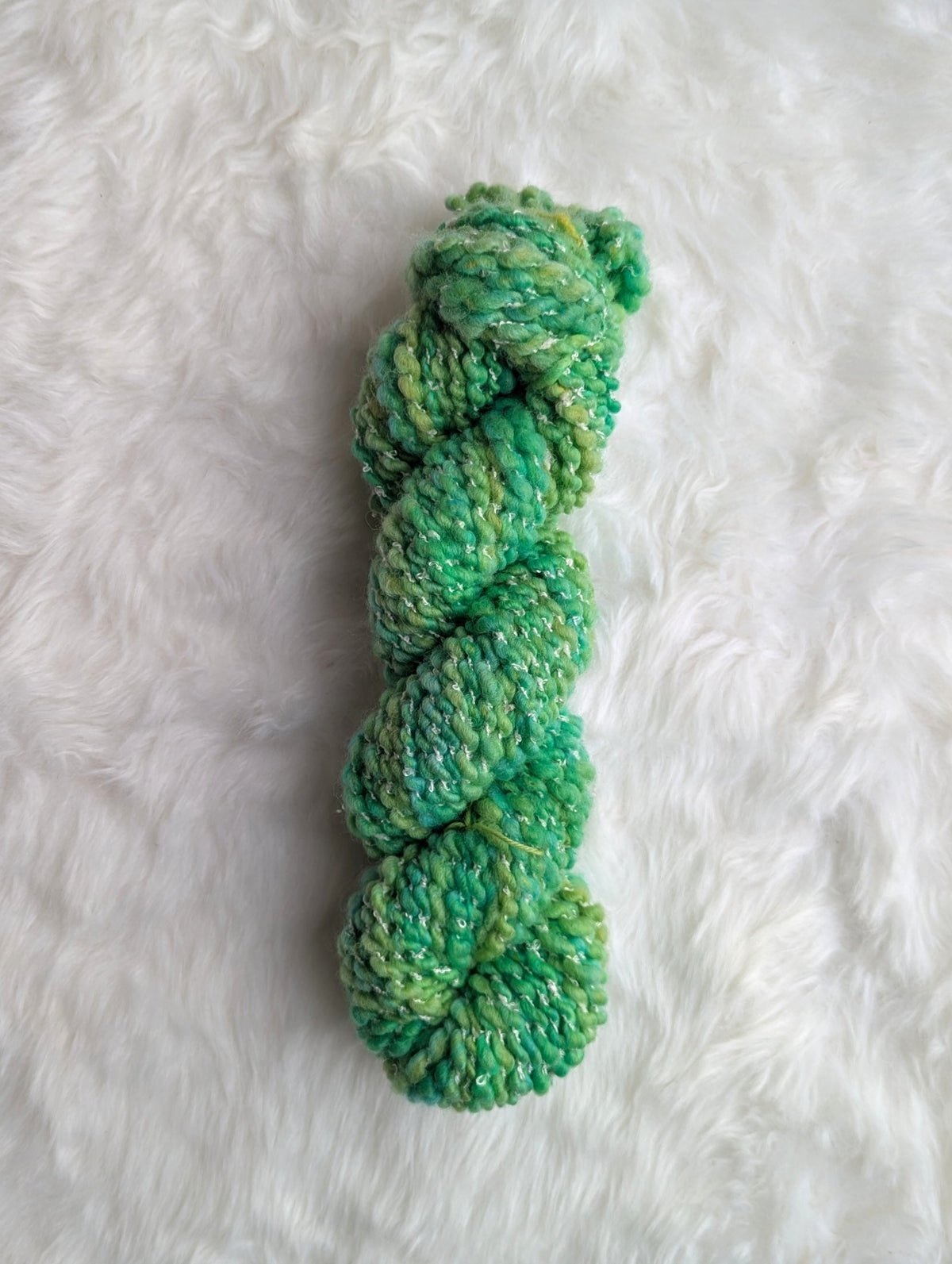 Sour Apple 𖦹 handspun yarn